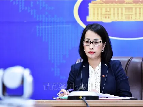 Việc Trung Quốc lắp đặt phao đèn ở Trường Sa là vi phạm chủ quyền Việt Nam