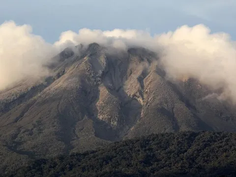 Cảnh báo nguy cơ núi lửa Bulusan tại Philippines phun trào