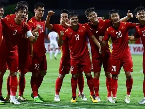 ĐT Việt Nam tập trung: Quang Hải, Công Phượng về nước, Hùng Dũng vắng mặt đáng tiếc