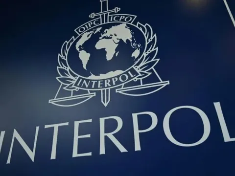 Interpol cảnh báo về khủng hoảng buôn người toàn cầu liên quan đến bẫy 'việc nhẹ lương cao'