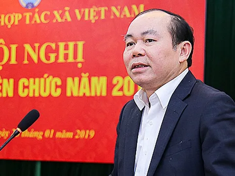Cảnh cáo Chủ tịch Liên minh Hợp tác xã Việt Nam Nguyễn Ngọc Bảo
