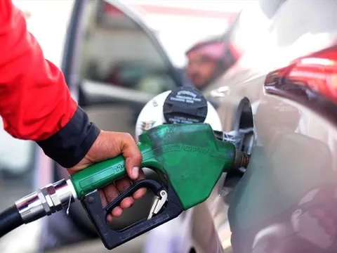 Giá xăng dầu hôm nay 23/6: Cập nhật giá xăng dầu trong nước, quốc tế
