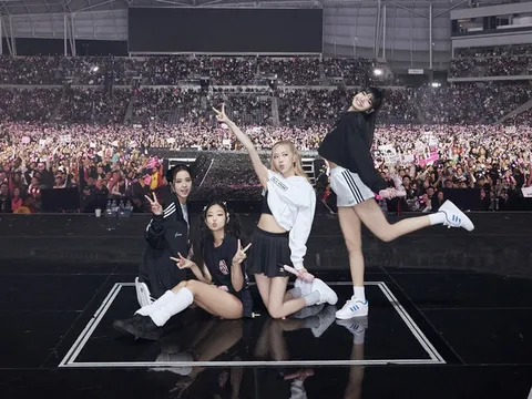 'Kẻ khóc người cười' săn vé xem concert BLACKPINK giữa trưa 7/7