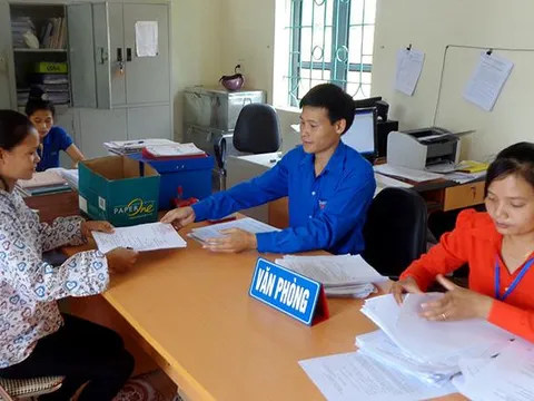 Từ 01/8, việc tiếp nhận công chức cấp xã được quy định thế nào?