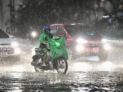 Miền Bắc, miền Trung sắp hứng chuỗi ngày mưa dông
