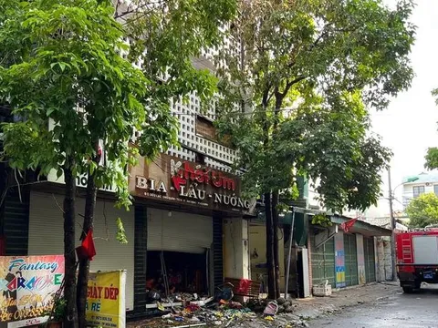 Cháy nhà ở Hoà Bình lúc rạng sáng, người mẹ mất 2 con nhỏ trong tích tắc