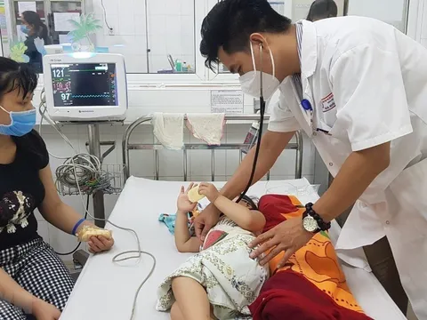 Bộ Y tế yêu cầu 'trực chiến' 24/24 giờ, sẵn sàng cấp cứu nạn nhân do bão số 1 gây ra