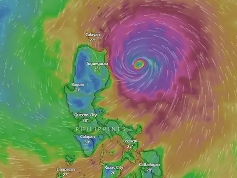 Philippines sơ tán người dân ven biển tránh siêu bão Doksuri