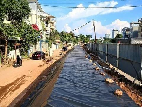 Hà Nội: Tạm dừng thi công Dự án mở rộng đường Âu Cơ trong 4 tháng