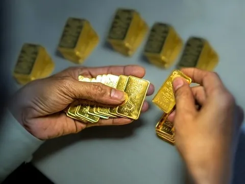 Bảng giá vàng 9999, giá vàng hôm nay 5/8/2023, giá vàng SJC, DOJI, PNJ, 24K mới nhất