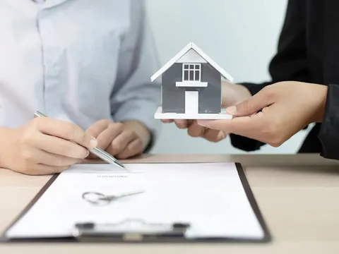 Có được thế chấp nhà nhưng không thế chấp đất?