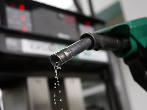 Giá xăng dầu hôm nay 30/8/2023: Cập nhật giá xăng dầu trong nước, quốc tế
