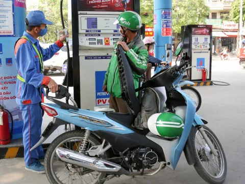 Giá xăng dầu hôm nay 13/9: Tăng đồng loạt trở lại