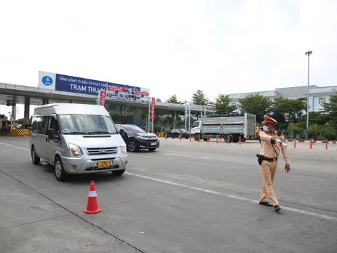 Khi nào CSGT được dừng xe trên cao tốc?