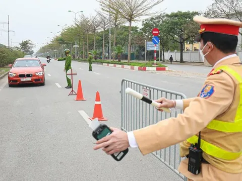 Công an xã được phép dừng xe, xử lý vi phạm