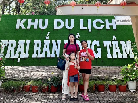 Một ngày thú vị ở Khu du lịch trại rắn Đồng Tâm