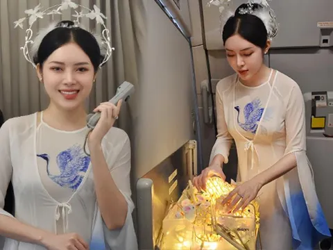 Chị Hằng Nga phát quà trên chuyến bay gây sốt MXH hóa ra là 'người quen'