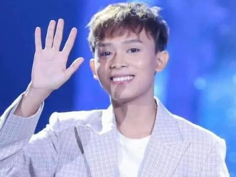 Thực hư đêm diễn Hồ Văn Cường ế vé, chỉ có 2 khán giả đến xem?