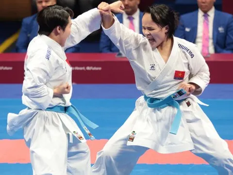 Karate mang về tấm HCV thứ 3 cho Đoàn Thể thao Việt Nam