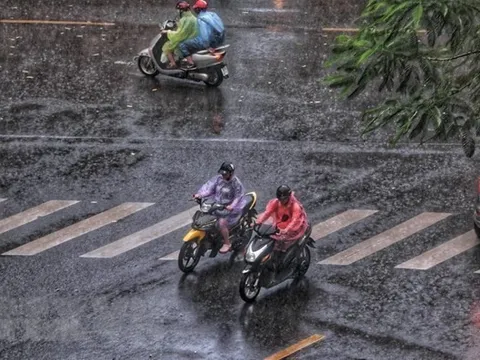 Mưa lớn nhiều khu vực ở miền Trung