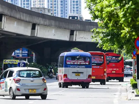 Nghiêm cấm đưa ô tô đã bị thu hồi phù hiệu, biển hiệu vào kinh doanh