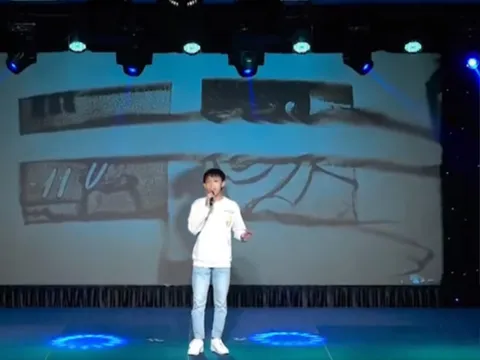 Thực hư hình ảnh Hồ Văn Cường sụt cân, gầy tong teo chạy show?