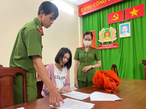 'Nữ hoàng nội y' Ngọc Trinh bị bắt tạm giam
