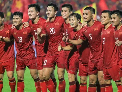 Hàng loạt ngôi sao tuyển Việt Nam lọt danh sách đề cử Quả bóng vàng 2023 nhưng vắng Văn Quyết, Văn Toàn