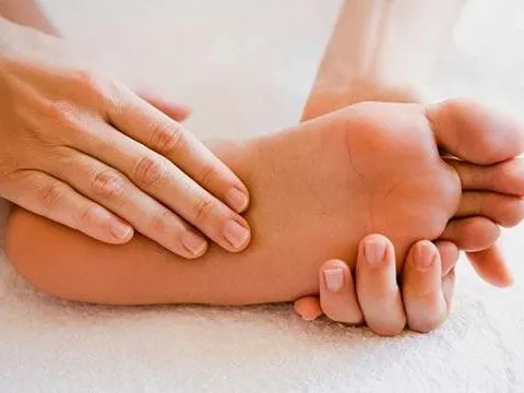 Những triệu chứng ở bàn chân báo hiệu tình trạng sức khoẻ có vấn đề