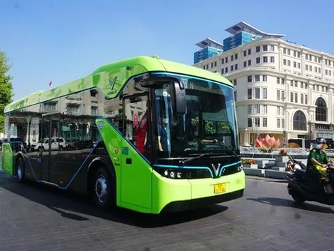 TP.HCM: Đề xuất không giới hạn điểm đón của xe điện 4 bánh