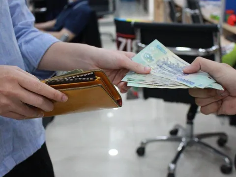 Người dân cần cảnh giác trước những rủi ro khi tham gia hụi, họ