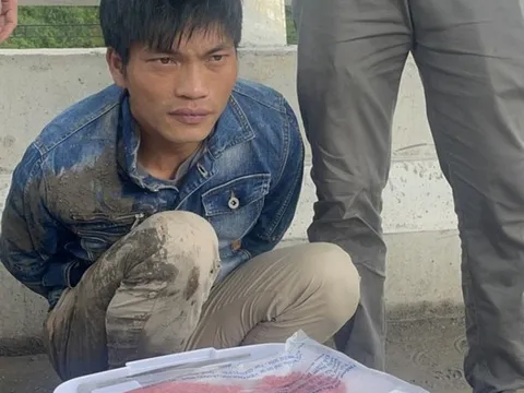 Quảng Trị: Bắt giữ liên tiếp 2 đối tượng vận chuyển trái phép chất ma tuý và pháo nổ