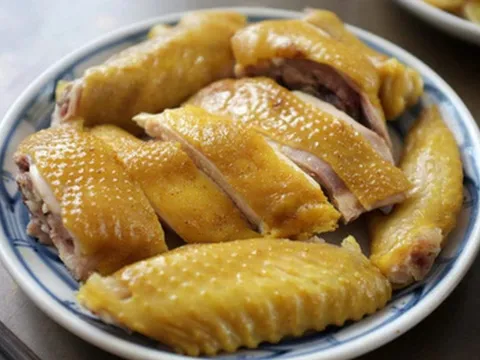 Thực hư chuyện ăn thịt gà hâm lại dễ bị ung thư?