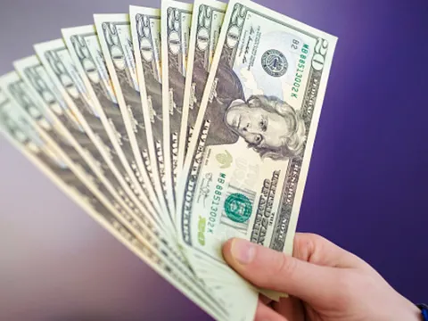 Tỷ giá USD hôm nay 8/11: Đà tăng được duy trì