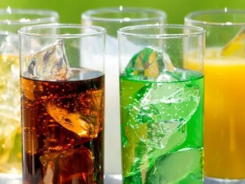 5 đồ uống phá nát lá gan, gây hỏng thận nhưng là món yêu thích của nhiều người