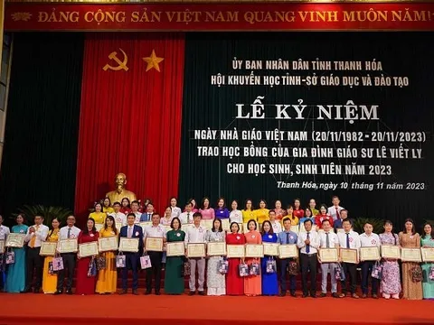 Trường Đại học Hồng Đức Thanh Hóa: Có 3 Nhà giáo được vinh danh và khen thưởng