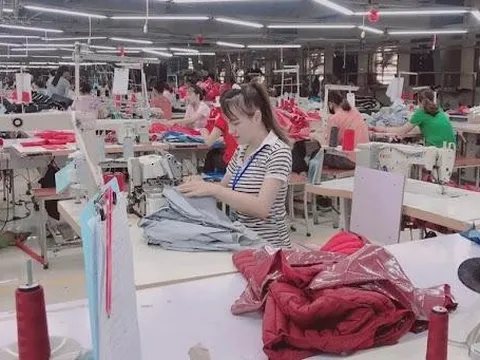 Công việc nào cấm sử dụng người lao động từ đủ 15 đến dưới 18 tuổi?