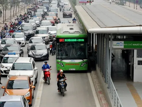 Đề xuất làm đường sắt thay buýt nhanh BRT trên đường Lê Văn Lương
