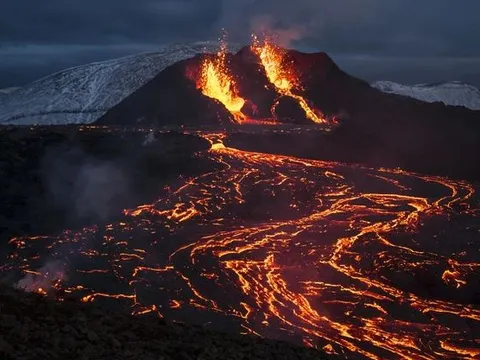 Iceland: Chuyên gia cảnh báo khả năng núi lửa tiếp tục phun trào