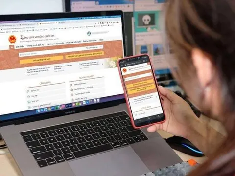 Tiếp tục giảm phí, lệ phí để khuyến khích sử dụng dịch vụ công trực tuyến
