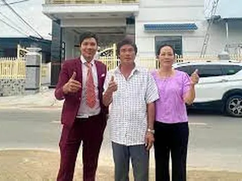 Lộc Fuho bàn giao cơ ngơi khang trang cho bố mẹ vợ, tiết lộ số tiền xây nhà gây bất ngờ