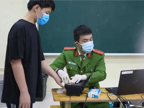 Làm thẻ căn cước cho người dưới 14 tuổi như thế nào?