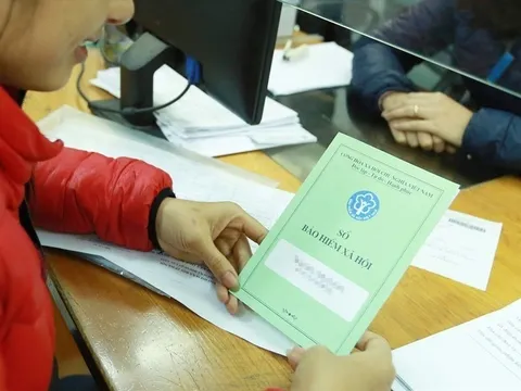 Có được ủy quyền nhận BHXH một lần?