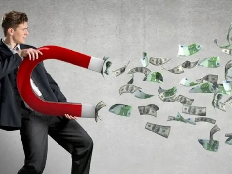 Người sinh vào 6 ngày âm lịch này chỉ số IQ cực cao, làm gì cũng thành công