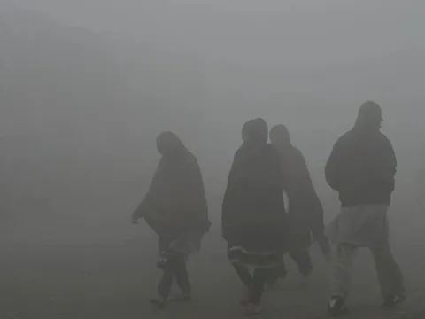 Pakistan: Lần đầu sử dụng công nghệ mưa nhân tạo để chống khói bụi