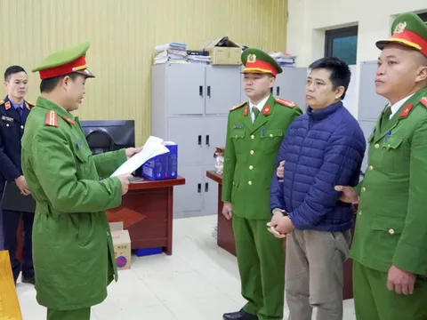 Khởi tố, bắt tạm giam Phó Trưởng phòng Tài nguyên và Môi trường huyện Xín Mần