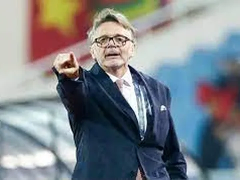 HLV Troussier gọi Văn Tùng, loại Văn Quyết và Công Phượng