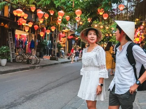 Việt Nam đón 12,6 triệu lượt khách quốc tế năm 2023