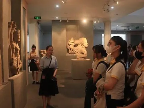 Các trường hợp bị đình chỉ hoạt động tôn giáo