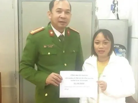 Tài khoản bất ngờ được chuyển vào 15 triệu đồng, người phụ nữ vội vã làm điều này